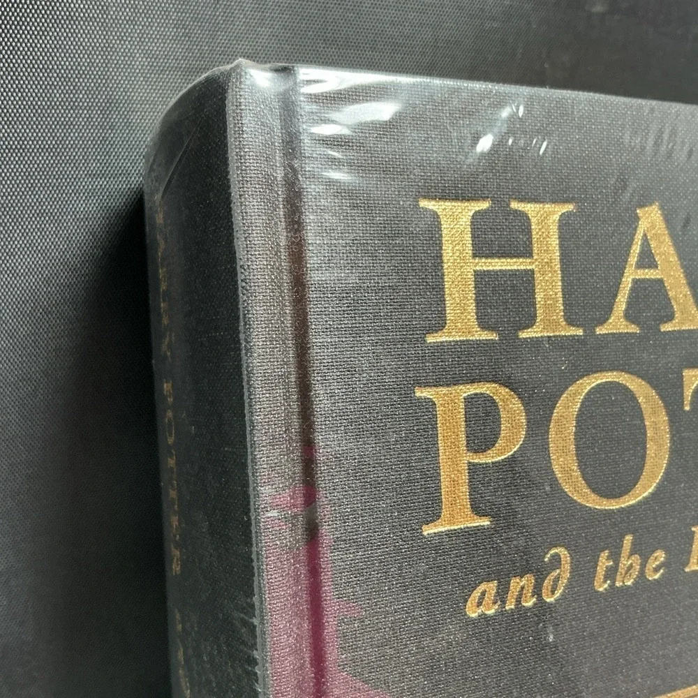 Harry Potter and the Deathly Hallows - Deluxe UK Edition SEALED (1st‎ Edition)